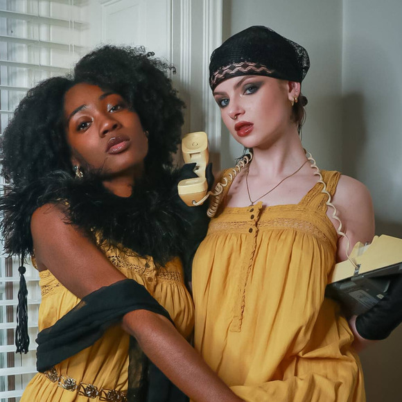 SOLD Vintage 1970s Black Woven Fringe Shawl Scarf Accessory - Picture 9 of 11